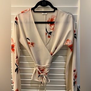 Aritzia Wilfred Lilia wrap blouse